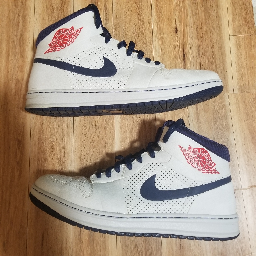 Nike Air Jordan Alpha 1 ID Sneakers